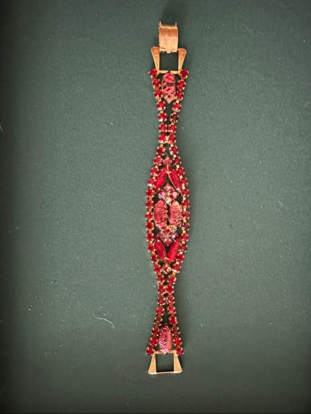 RARE 1960s Weiss or Julianna Red Rhinestone and Art Glass Bracelet - Picture 2 of 11
